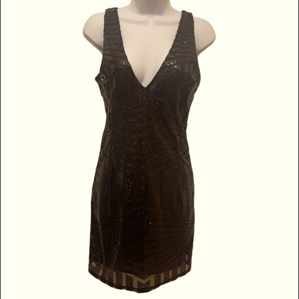 BBX Leptsnt Black Sequin Dress Size M